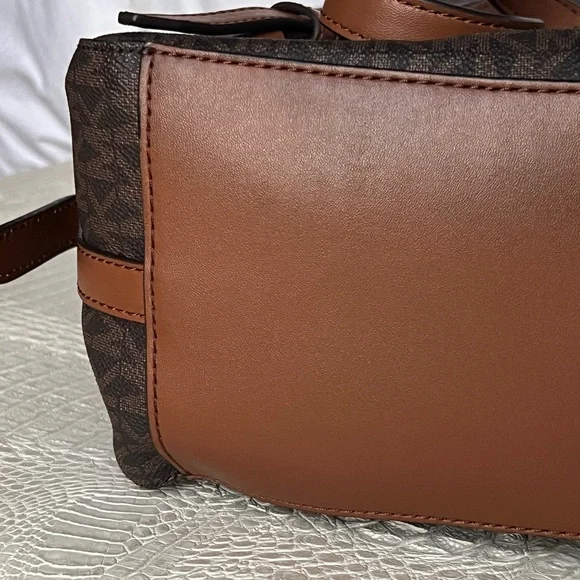 Michael Kors Signature Brown Backpack - Picture 3 of 11